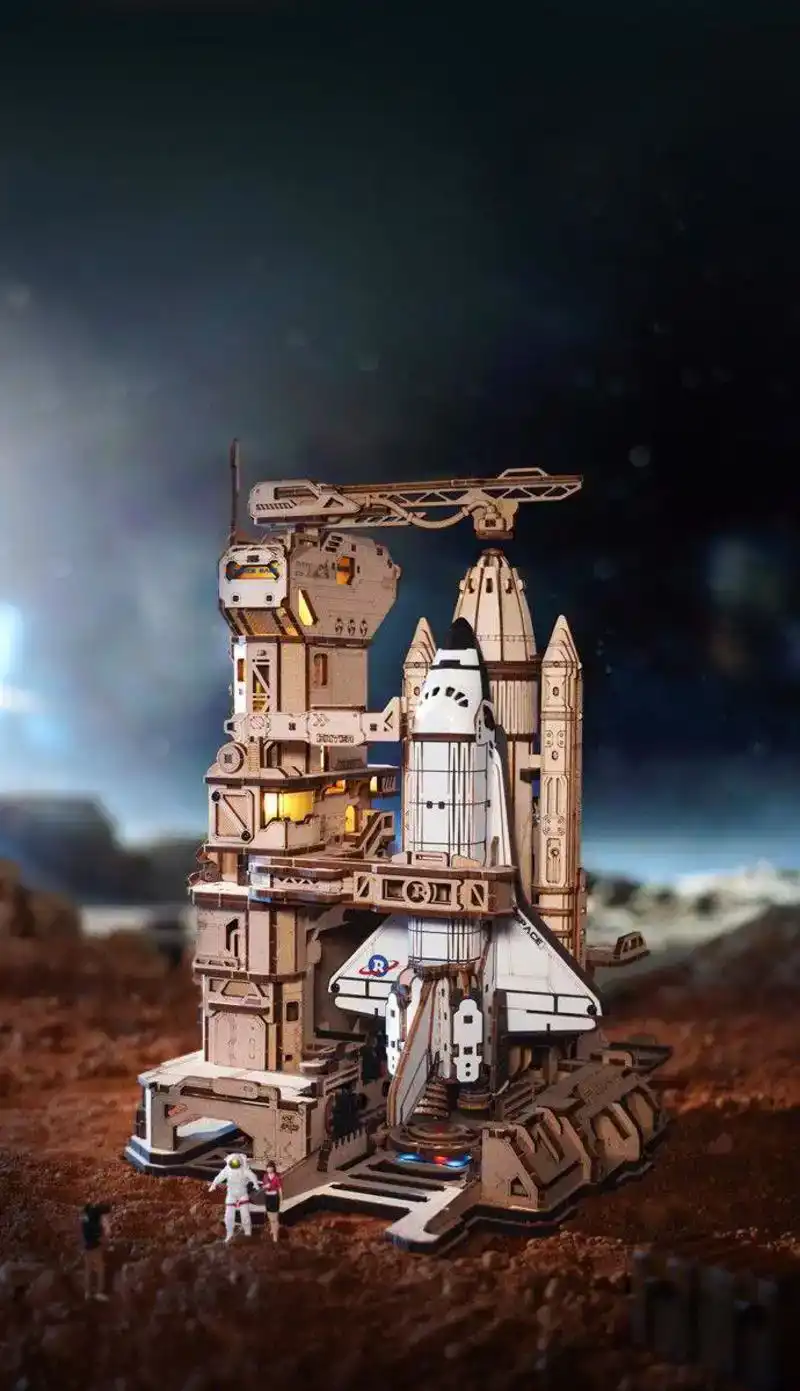 Robotime Space Shuttle LKA02