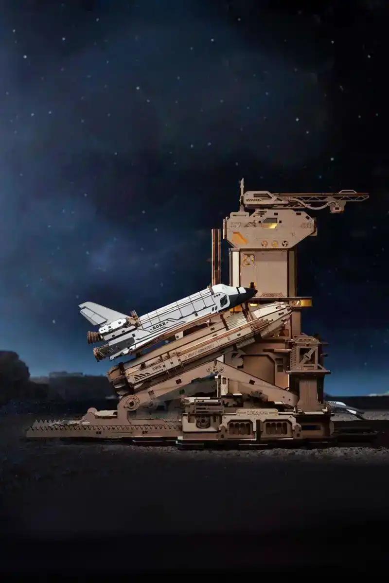 Robotime Space Shuttle LKA02