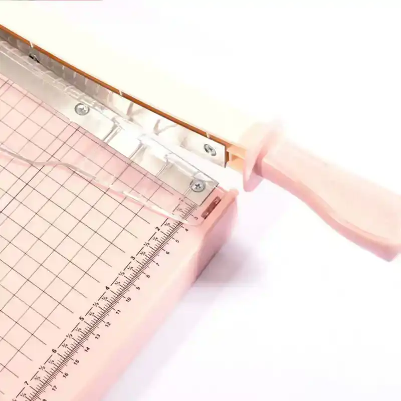 Guillotine Papersnijder 30cm roze Vaessen